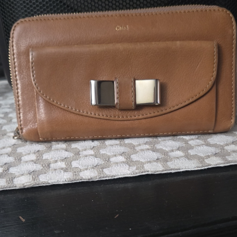 Chloé Tan Leather Wallet